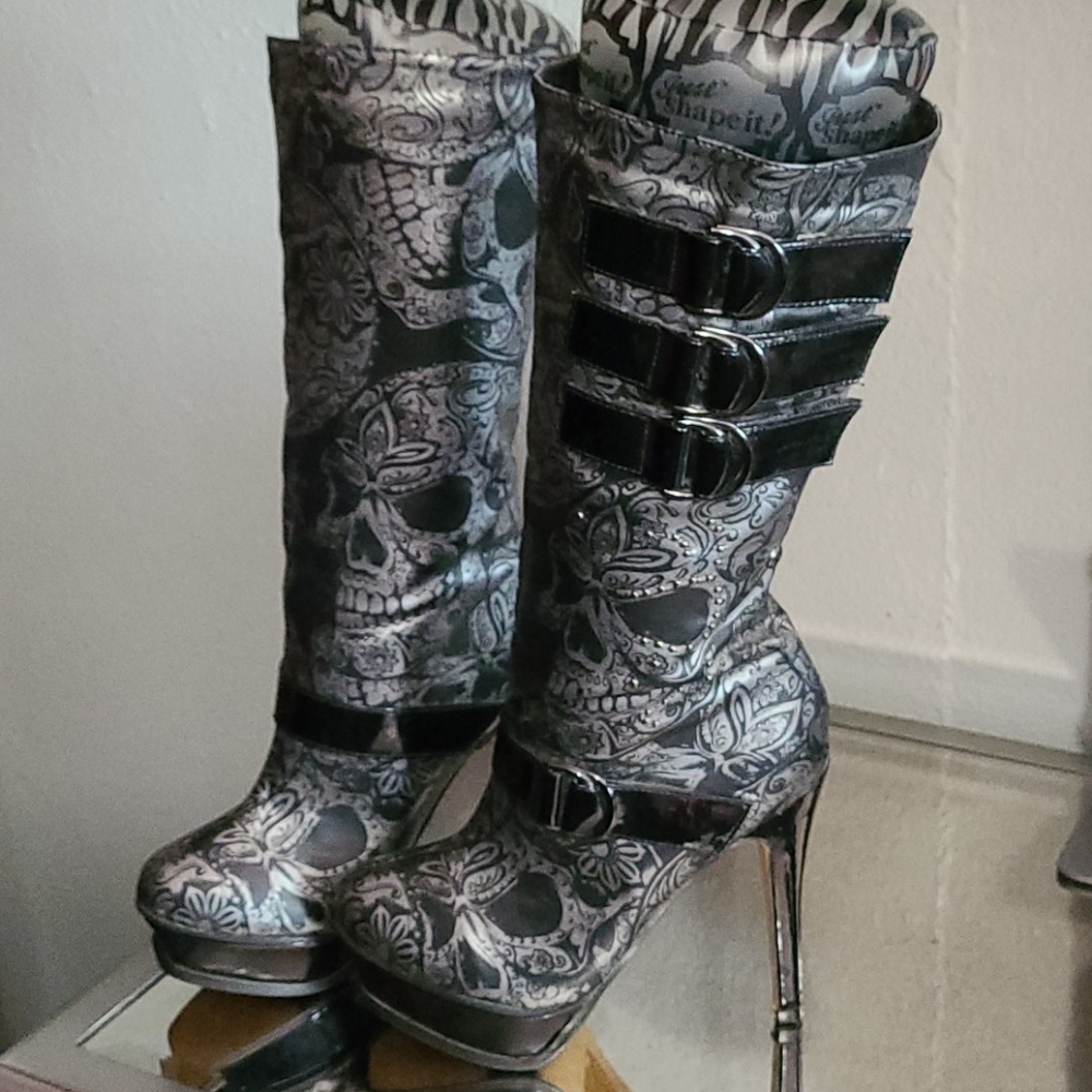 Iron Fist Heeled Boots